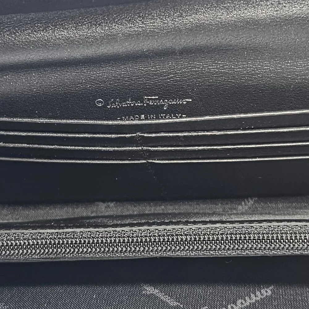 Salvatore Ferragamo Leather Wallet Wristlet Black
